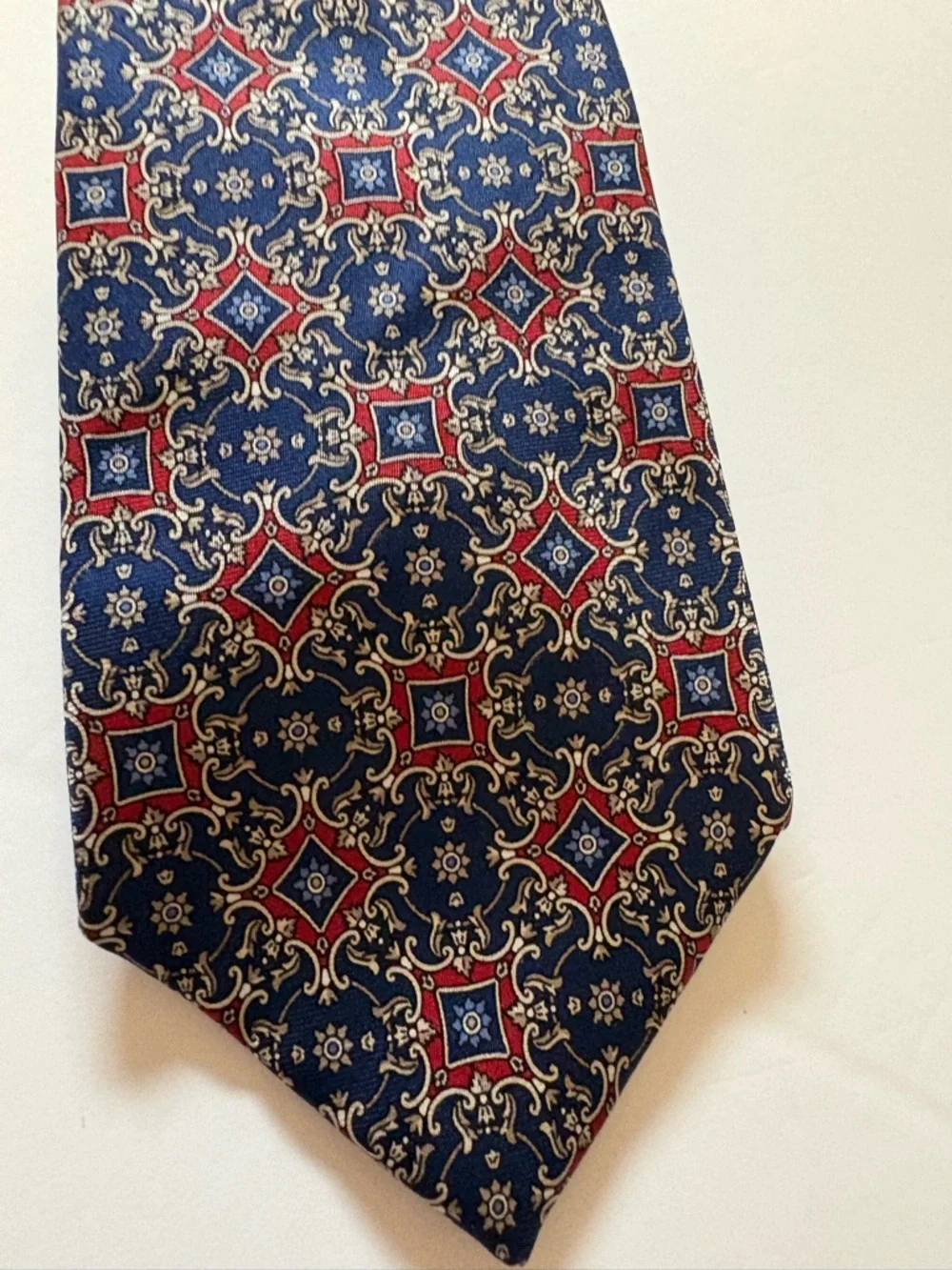 Dior Blue and Red Geometric Men's Tie - Picture 2 of 6